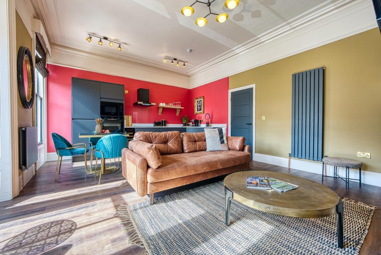Casa Del Artista - Luxury Apartments, Whitby Bagian luar foto