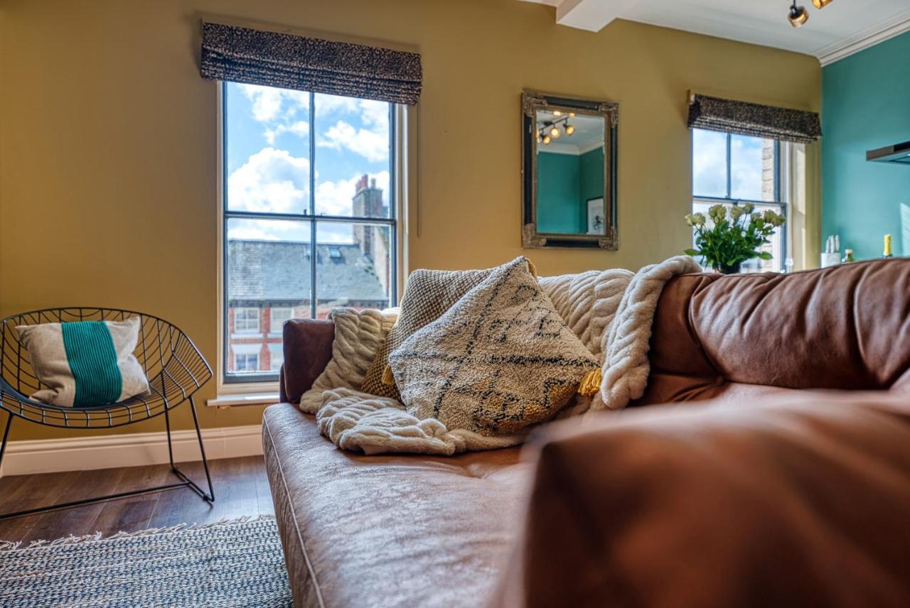 Casa Del Artista - Luxury Apartments, Whitby Bagian luar foto